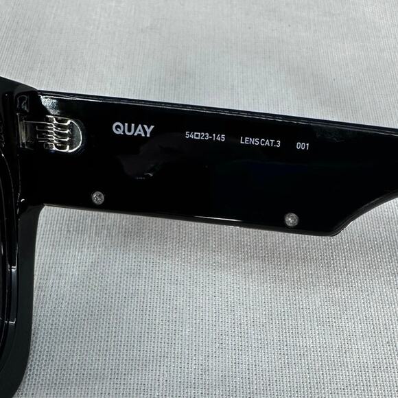 Quay By The Way Black Oversized Sunglasses cat Eye Silver Accent - Picture 5 of 9
